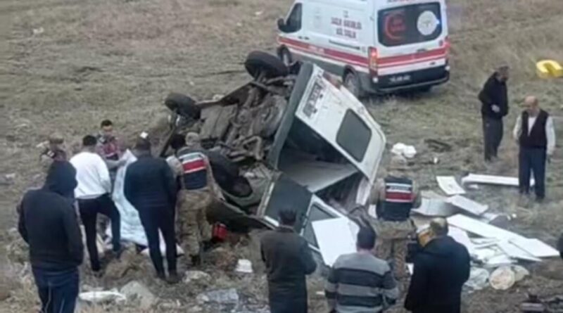 Gaziantep'in Nurdağı'nda Kontrolden Çıkan Araç Şarampole Uçurdu, 1 Ölüm 3 Yaralanma 1