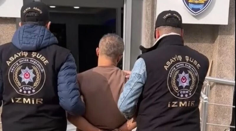 İzmir'de Zanlı Polislere Çatıdan Ateş Açtıktan Sonra 44 Yıllık Ceza ile Aranan T.H. Yakalandı 1