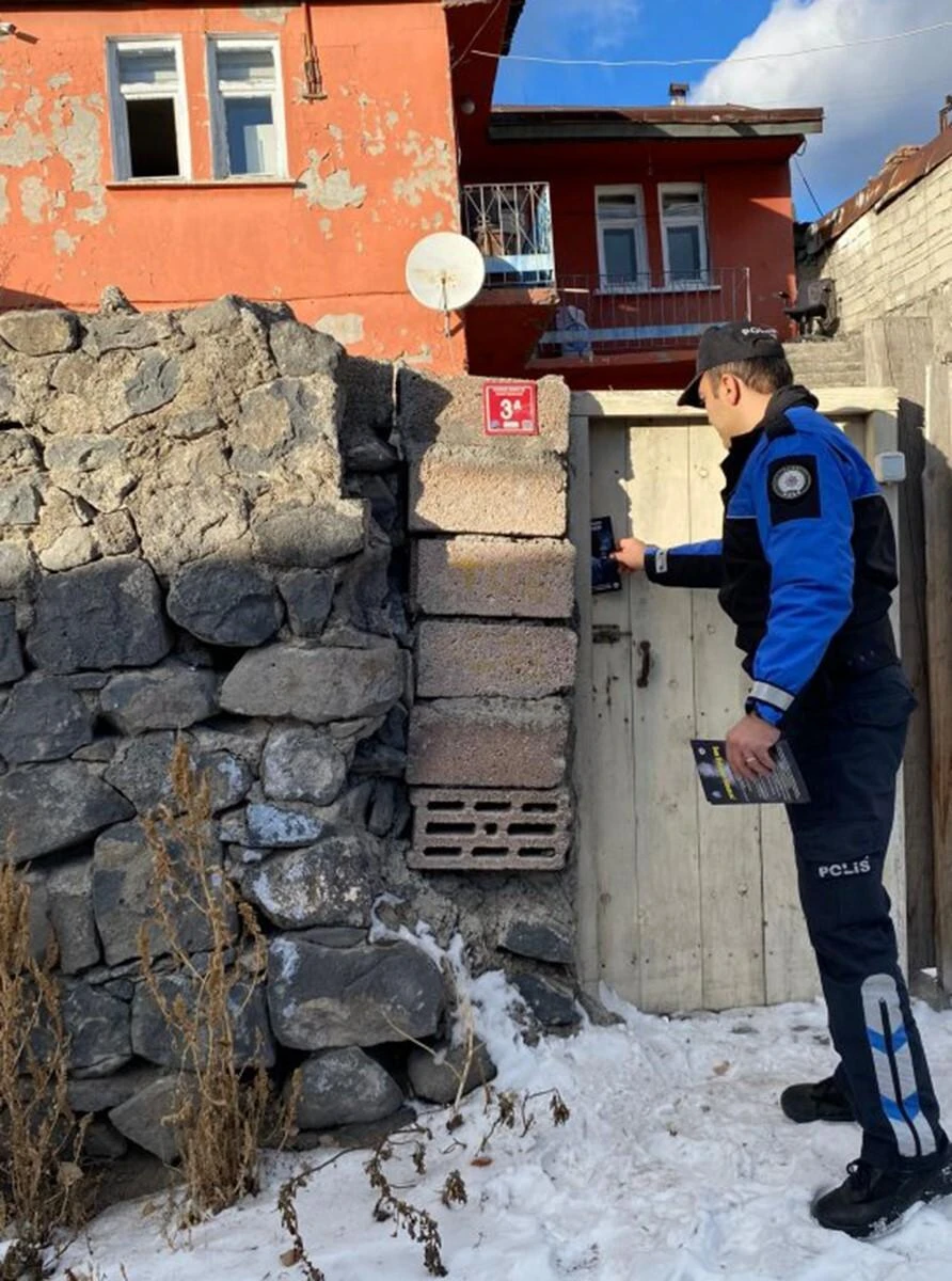 Kars Polisinden Karbonmonoksit Zehirlenmesine Karşı Uyarı:  Bülbül, Fevzi Çakmak, Yusuf Paşa ve Kaleiçi Mahallesi’nde Vatandaşları Bilgilendiriyor