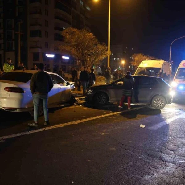 Kaza yapan alkollü sürücü ambulanstan kaçtı-resim-1