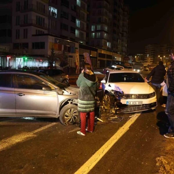 Kaza yapan alkollü sürücü ambulanstan kaçtı-resim-2