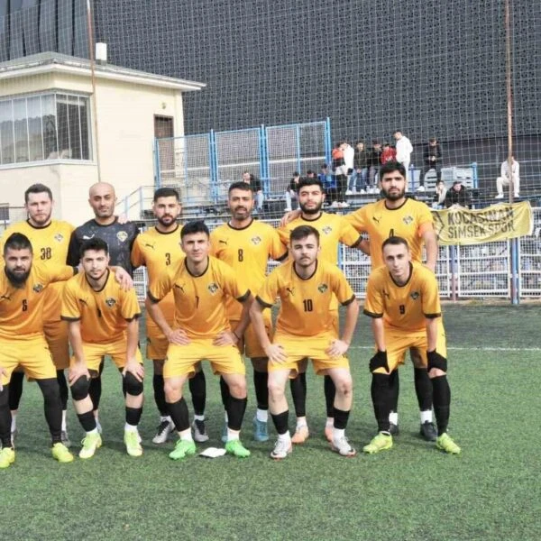 Kocasinan Şimşekspor futbolcularının gol sevinci-2