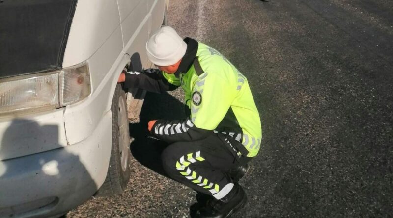 Konya Bozkır’da Kış Lastiği Denetimleri Yapılıyor, Trafik İhlalleri İçin Ceza Uygulaması 7