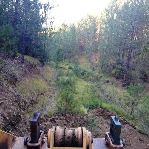 Kütahya'da orman yolu yapımı-1