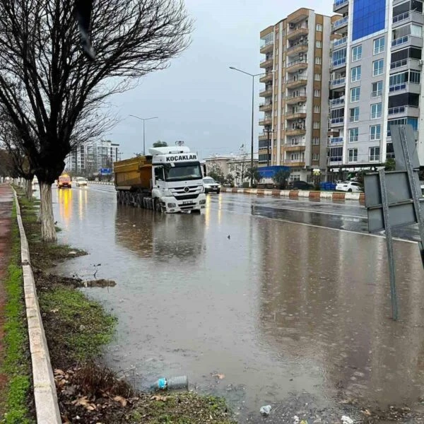 Meteoroloji Genel Müdürlüğü tarafından Aydın için turuncu kod uyarısı yapıldı.-3