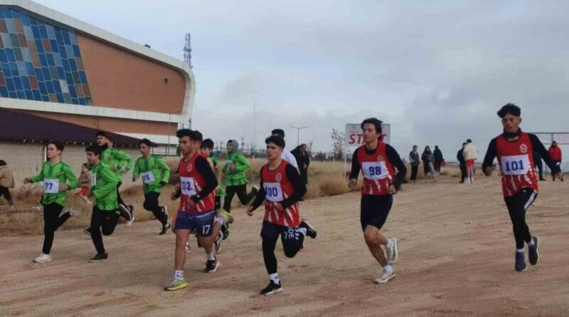 Niğde'de Okul Sporları Atletizm Kros Müsabakaları Tamamlandı 6