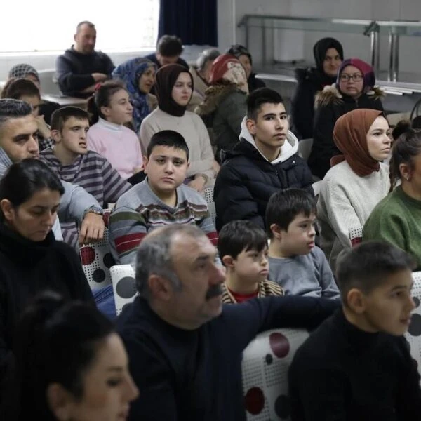 Öğretmenler ve Öğrenciler Sıfır Atık Bilincinin Önemi Üzerinde Eğitim Aldı-2