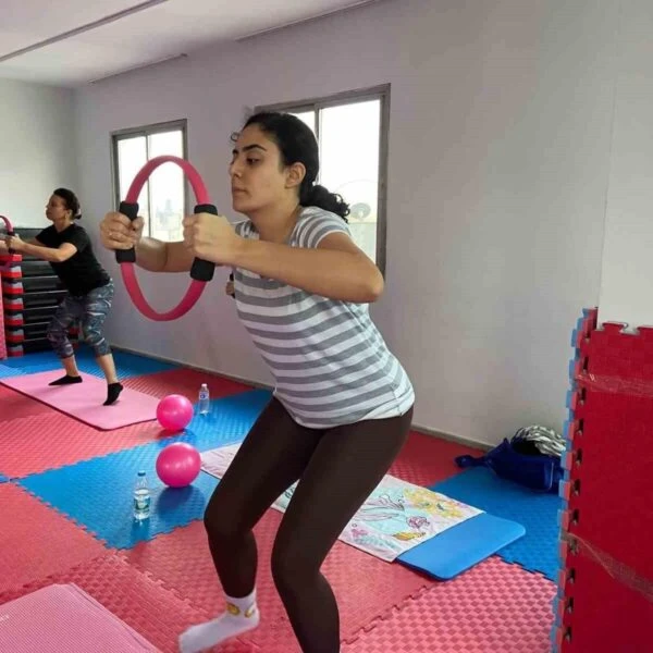 Pilates eğitmeni Büşra Çeçen-2