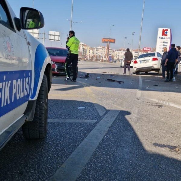 Polis ve sağlık ekipleri olay yerine sevk edildi-3