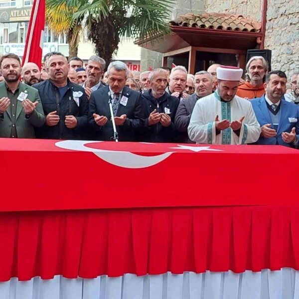 Rize Çayeli'deki cenaze töreni-4