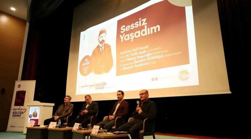 Sakarya'da Mehmet Akif Ersoy'un 88. Vefat Yıldönümü Anısına Panel 1