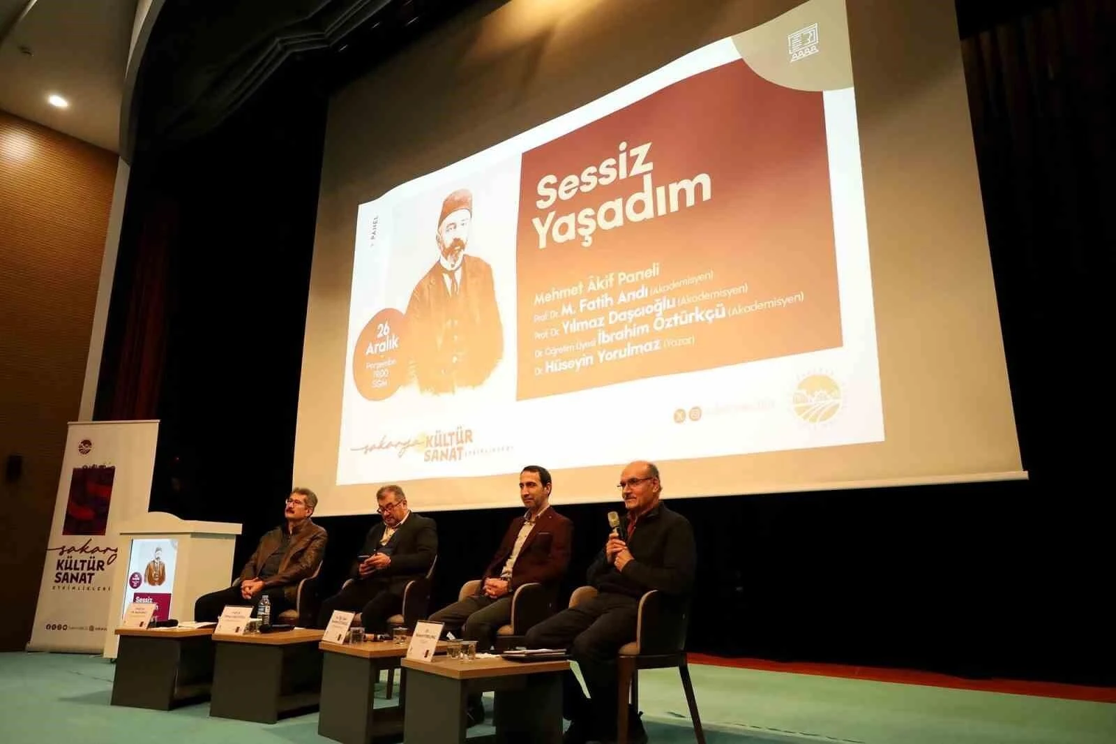 Sakarya’da Mehmet Akif Ersoy’un 88. Vefat Yıldönümü Anısına Panel