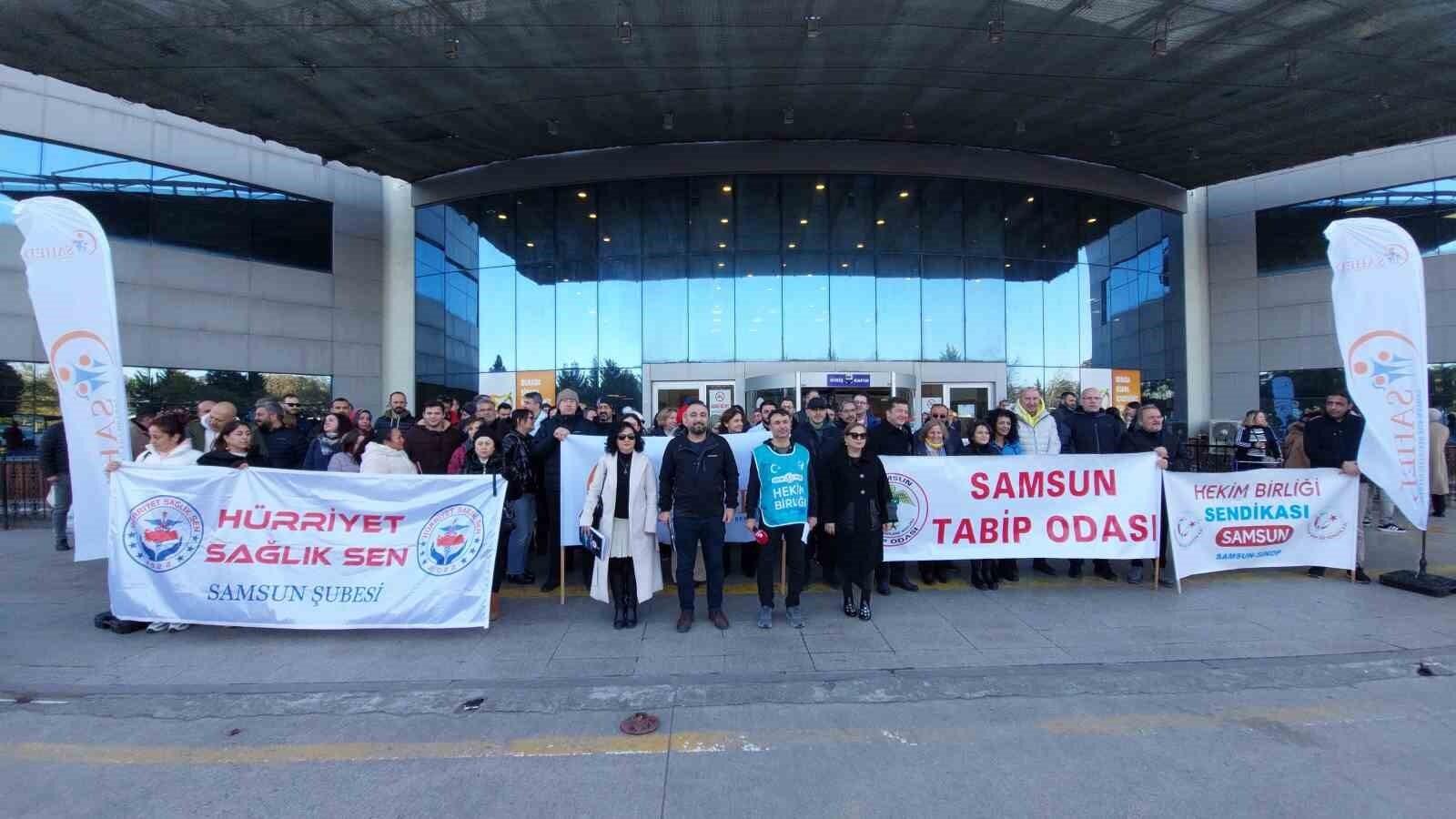 Samsun’da Aile Hekimleri Yeni Sözleşmeye Karşı İsteksizliklerini Bölgeli Dernek Başkanı Dr. Gökhan Demircioğlu’nun Açıklamasıyla Birlikte Başkaldırıyor