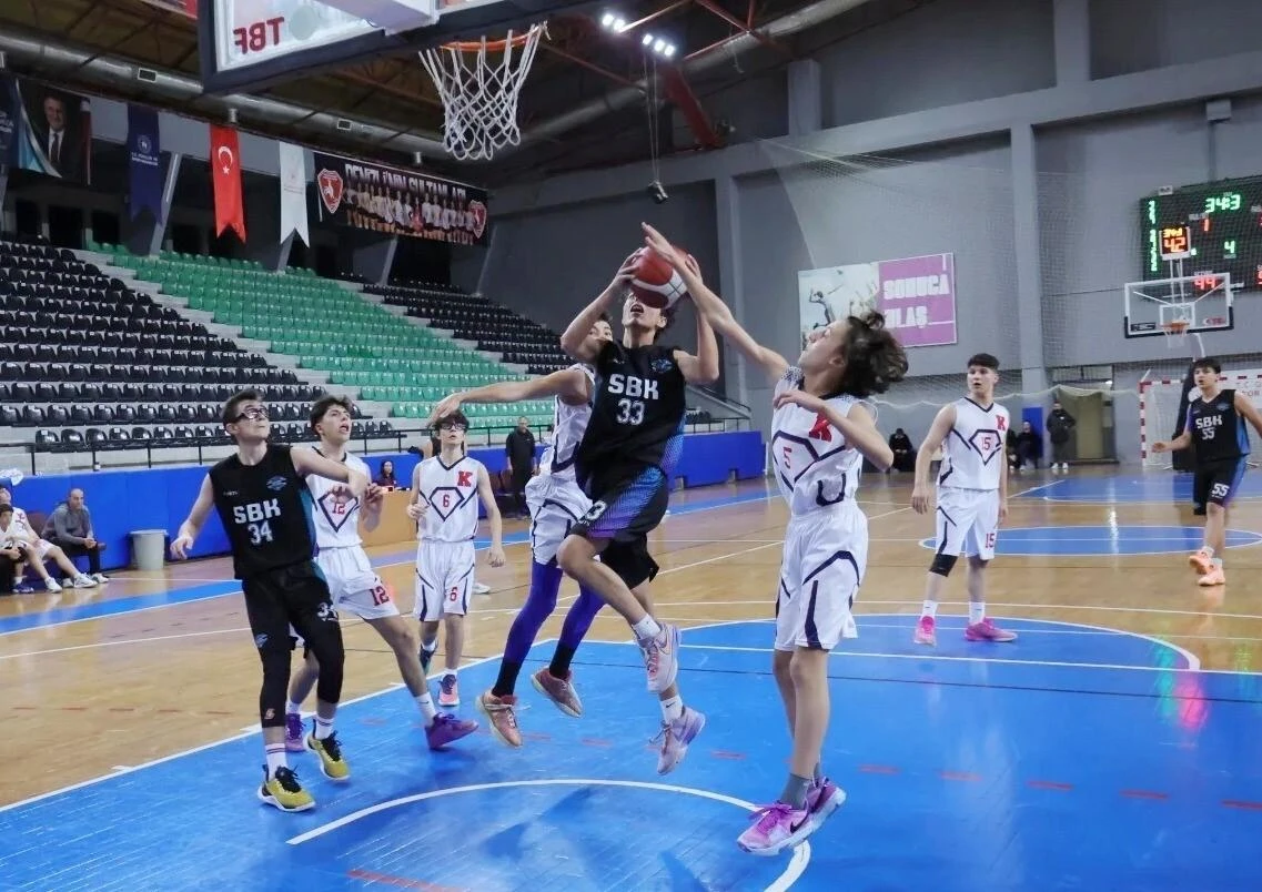 Servergazi Basketbol, Denizli’de U16, U14 ve U18 Kategorilerinde Şampiyon