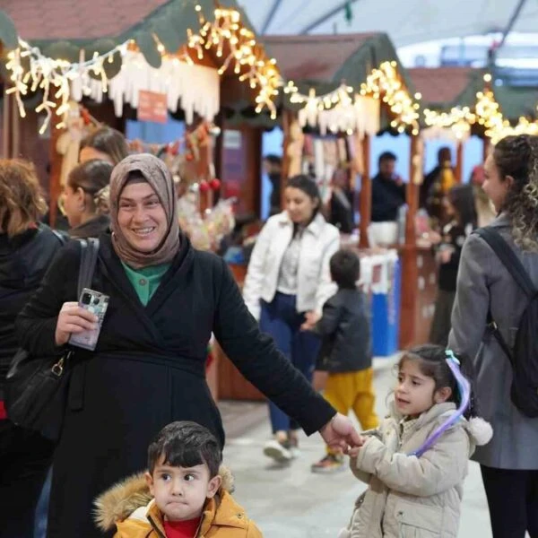 Tarsusluların Yılbaşı Pazarı'nda coşkusu-2