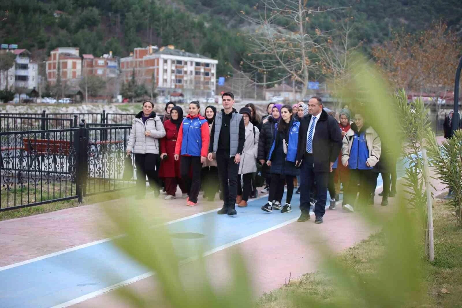 Taşova’da Kadınlara Sporla Sağlıklı Yaşam Fırsatı