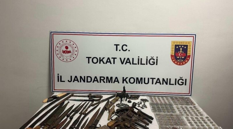 Tokat'ta Kasım Ayda Jandarma 10 Şüpheliyi Yakalayarak Uyuşturucu ve Sahte Alkolden Doğan Suçlara Karşı Operasyon Gerçekleştirdi 1