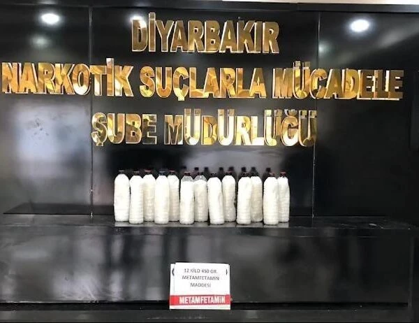 Uyuşturucu operasyonu sonucu tutuklanan kişiler