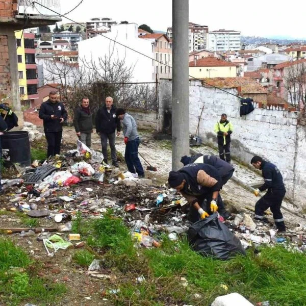 Yenimahalle Kirişçi Sokak'ta temizlik çalışması-1