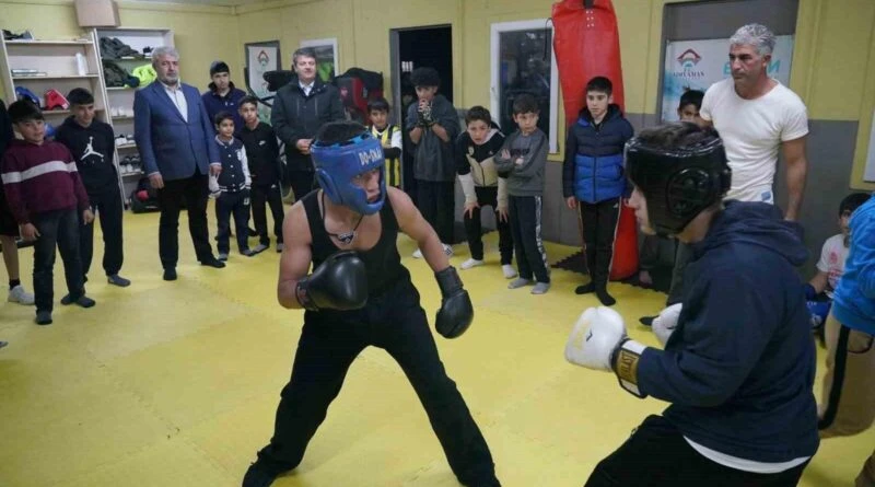 Adıyaman Belediye Başkanı Abdurrahman Tutdere ÇATOM'u Ziyaret Etti ve Gençlere Spor Desteği Vadetti 1