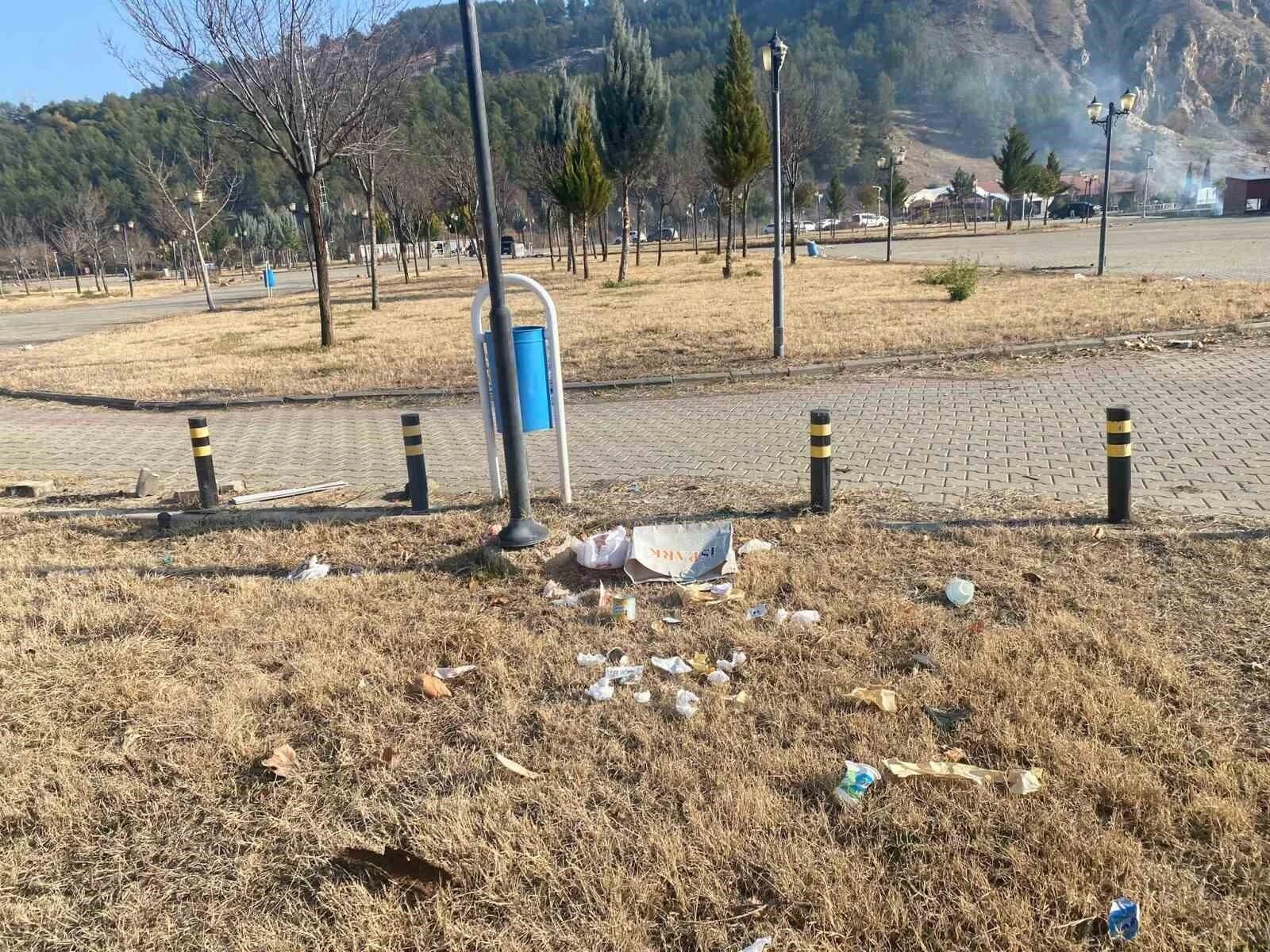 Adıyaman’da Beşpınar Marina Mesire Alanı Çöp Deplasmanı Tepkiye Neden Oldu