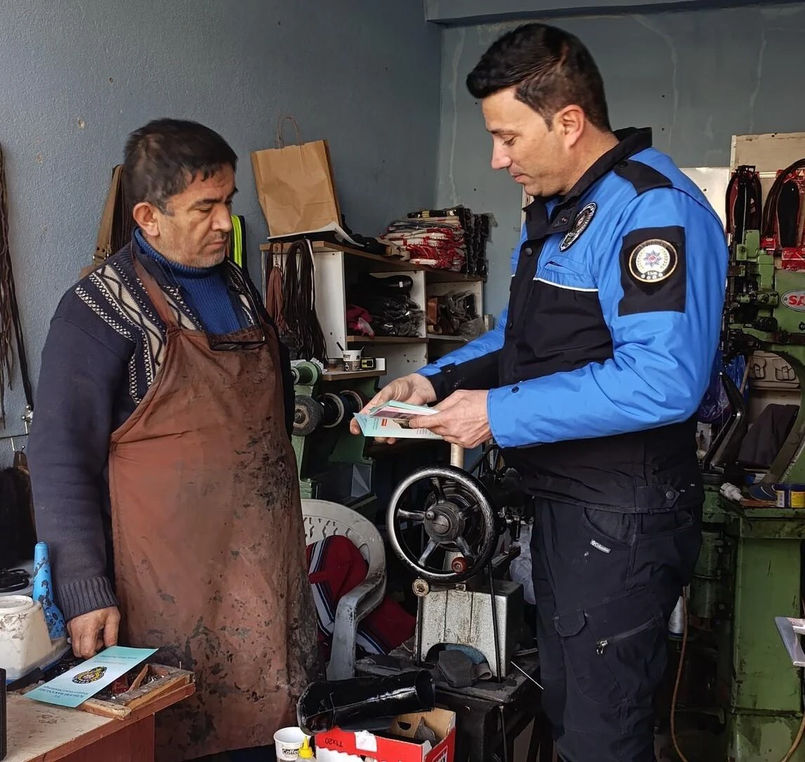 Adıyaman Gölbaşı Esnafları Dolandırıcılık Olaylarına Karşı Uyarıldı