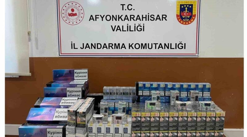 Afyonkarahisar'da Jandarma Kaçak Sigara ve Elektronik Sigara Ele Geçirdi 1