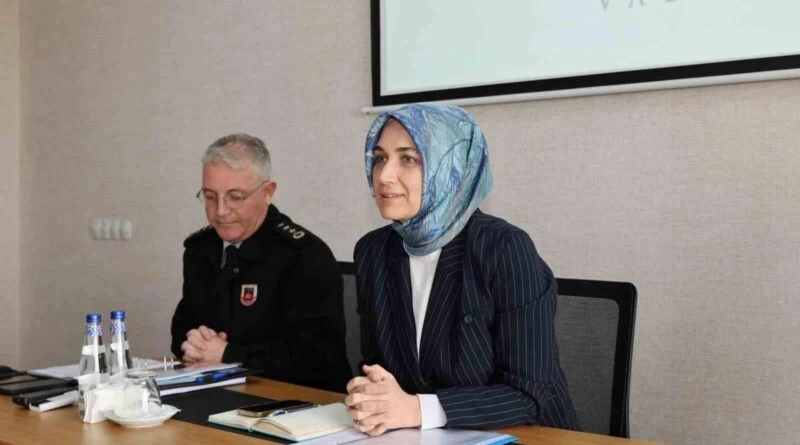 Afyonkarahisar Valisi Yiğitbaşı, Kaymakamlarla Kış Tedbirleri Toplantısı 1