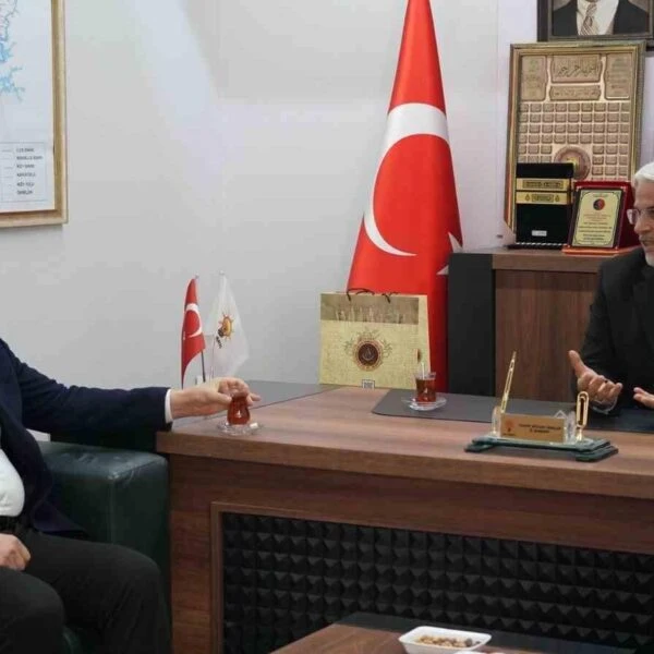 AK Parti Adıyaman İl Başkanı Faruk Bülent Kablan ve CHP İl Başkanı Engin Doğan-1