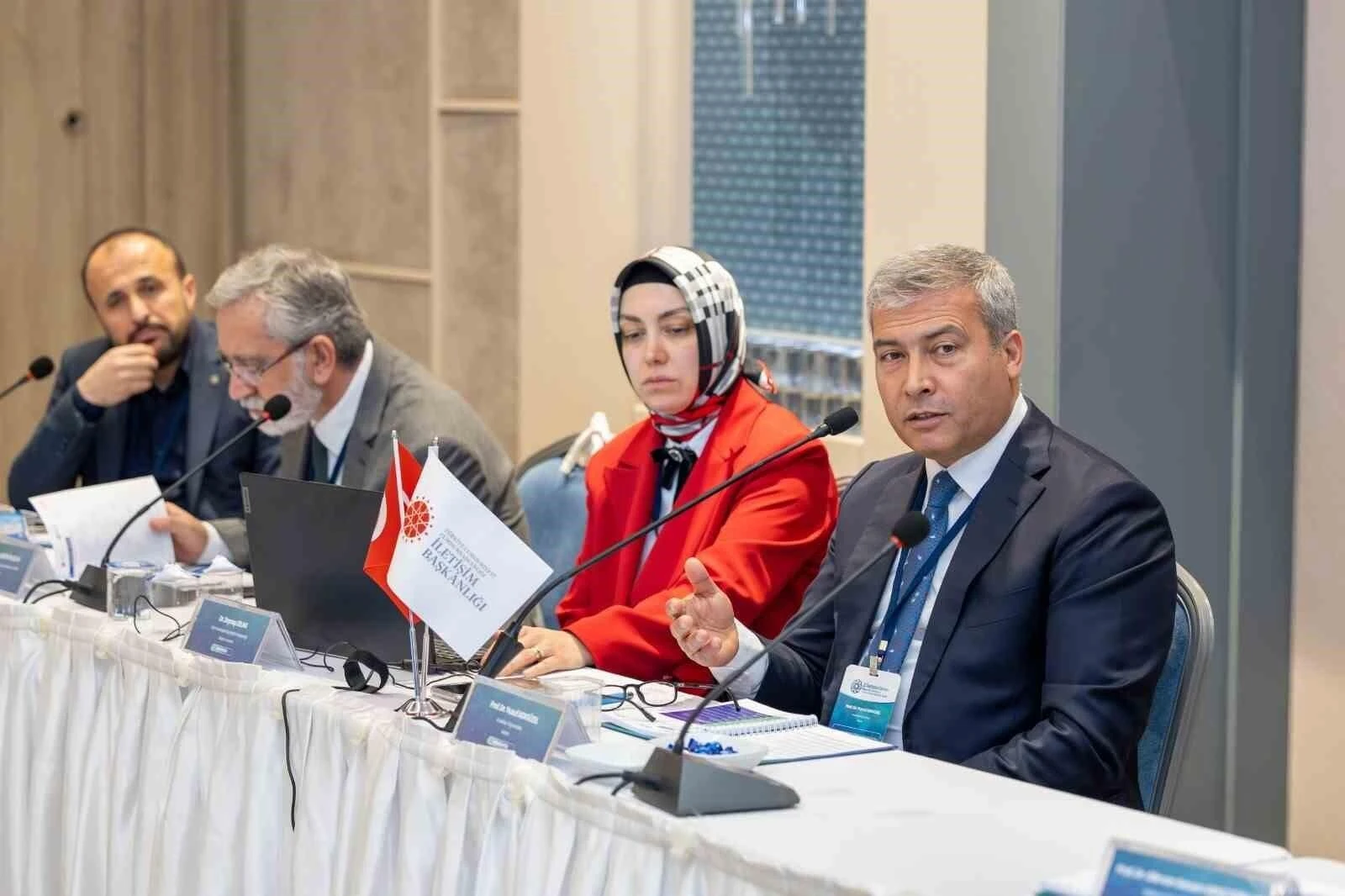 Anadolu Üniversitesi Rektörü Prof. Dr. Yusuf Adıgüzel’in Liderliğinde ‘2. İletişim Şurası Hazırlık Çalıştayı’ Tamamlandı