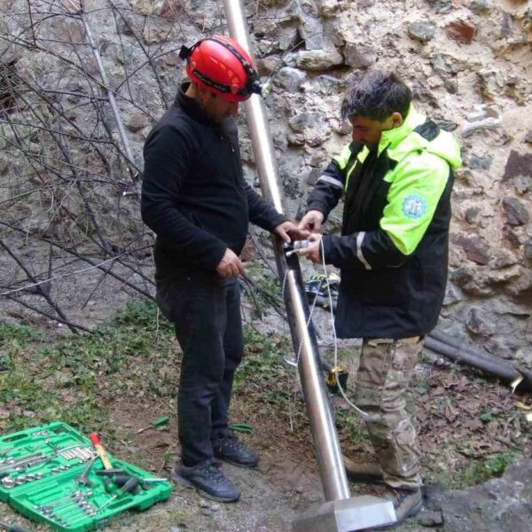 Artvin Kalesi'nin yeni bayrak direği-4