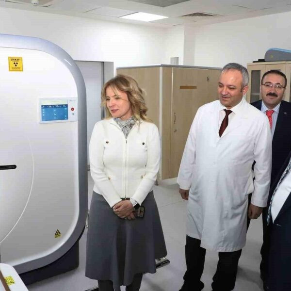 Atatürk Üniversitesi Araştırma Hastanesi'nin yeni BT cihazı-3