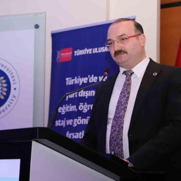 Atatürk Üniversitesi Rektörü Prof. Dr. Ahmet Hacımüftüoğlu-5