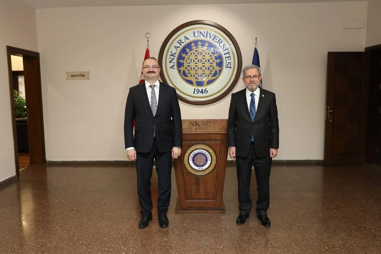 Atatürk Üniversitesi Rektörü Prof. Dr. Ahmet Hacımüftüoğlu, Ankara Üniversitesi Rektörü Prof. Dr. Necdet Ünüvar’ı Ziyaret Etti