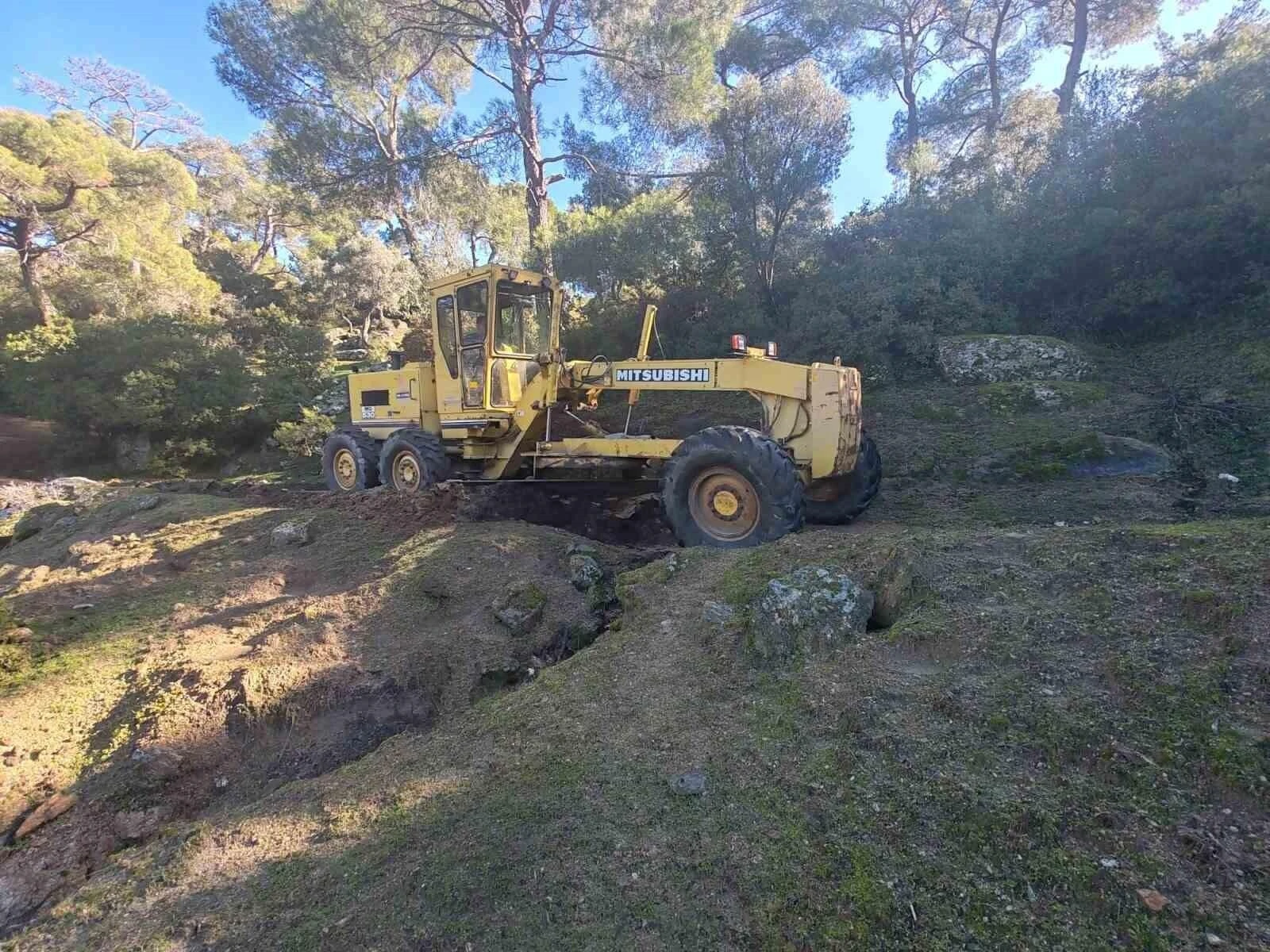 Aydın Büyükşehir Belediyesi, Söke’de Üreticiler İçin Yol İnşa Etti