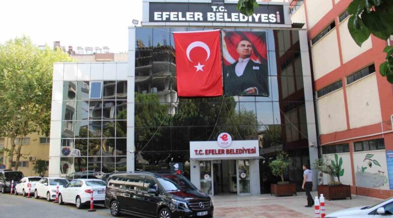 Aydın'da Efeler Belediyesi'nde Pankart Krizi! 1