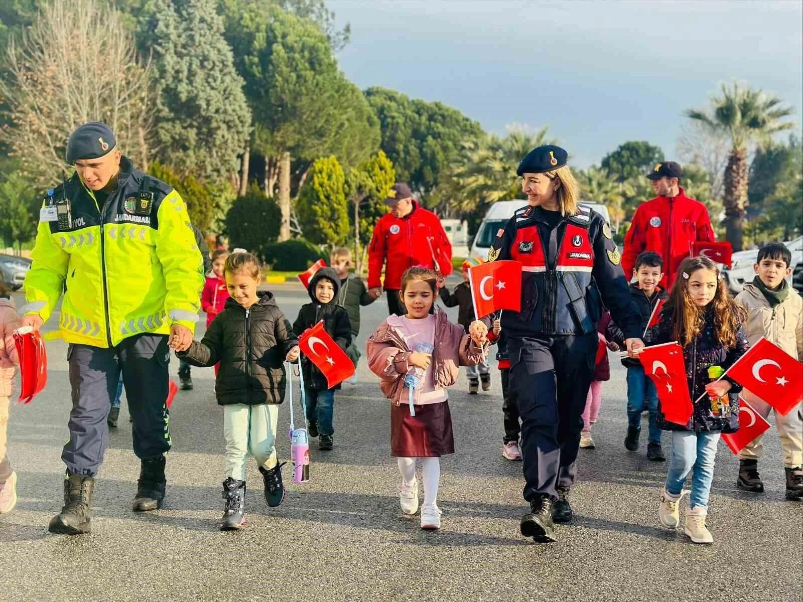 Aydın’da Jandarmayı Tanıyan Öğrenciler