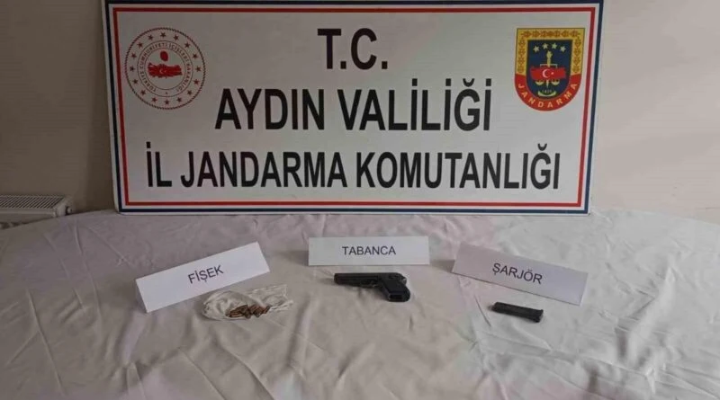 Aydın'da Ruhsatsız Silah Taşıdığı Tespit Edilen 8 Kişi Yakalandı 1