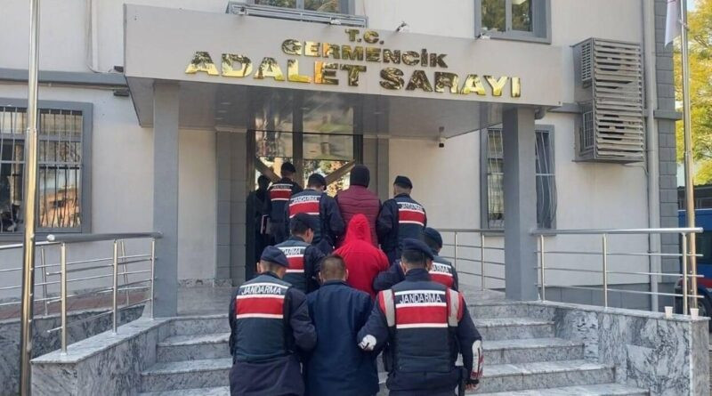 Aydın Germencik'te Uyuşturucu Operasyonu, 3 Şüpheli Tutuklandı 1