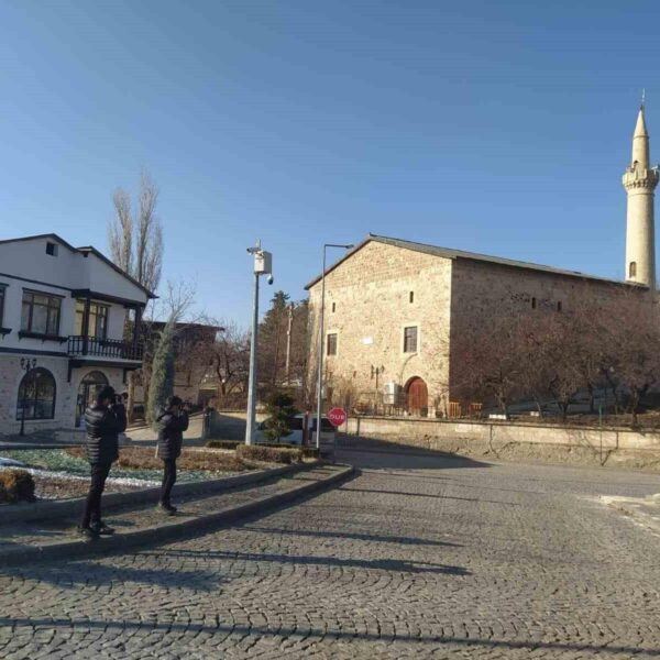 Bakım ve koruma altında bulunan çocuklar fotoğrafçılık eğitimi alıyor.-1