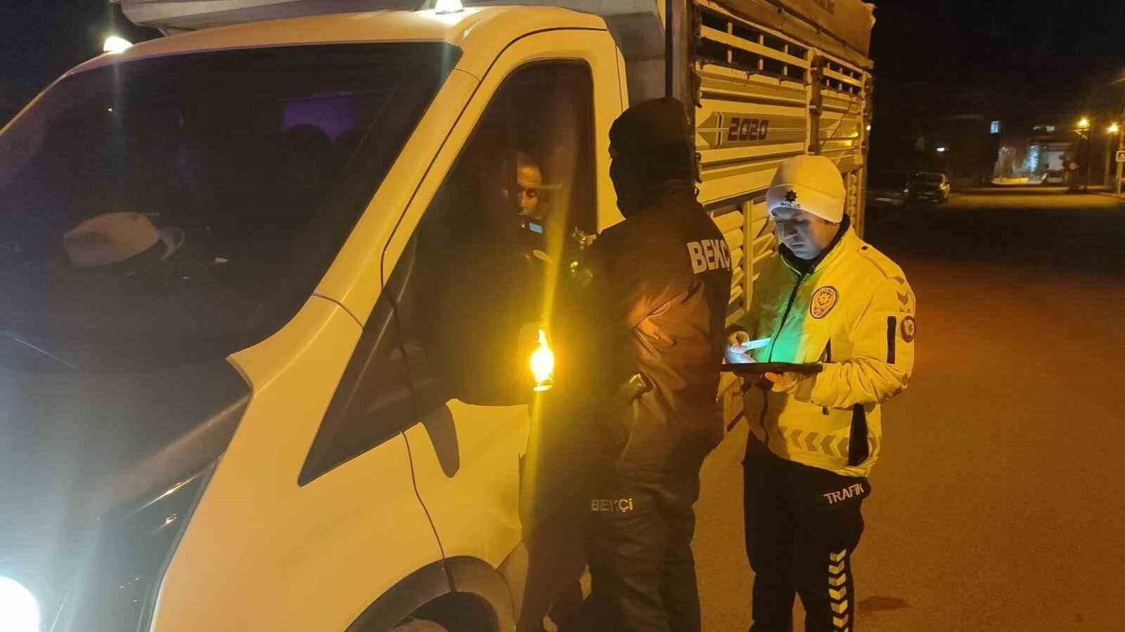 Balıkesir’de Asayiş ve Trafik Denetimleri Sonucu 11 Aranan Şahıs Yakalandı