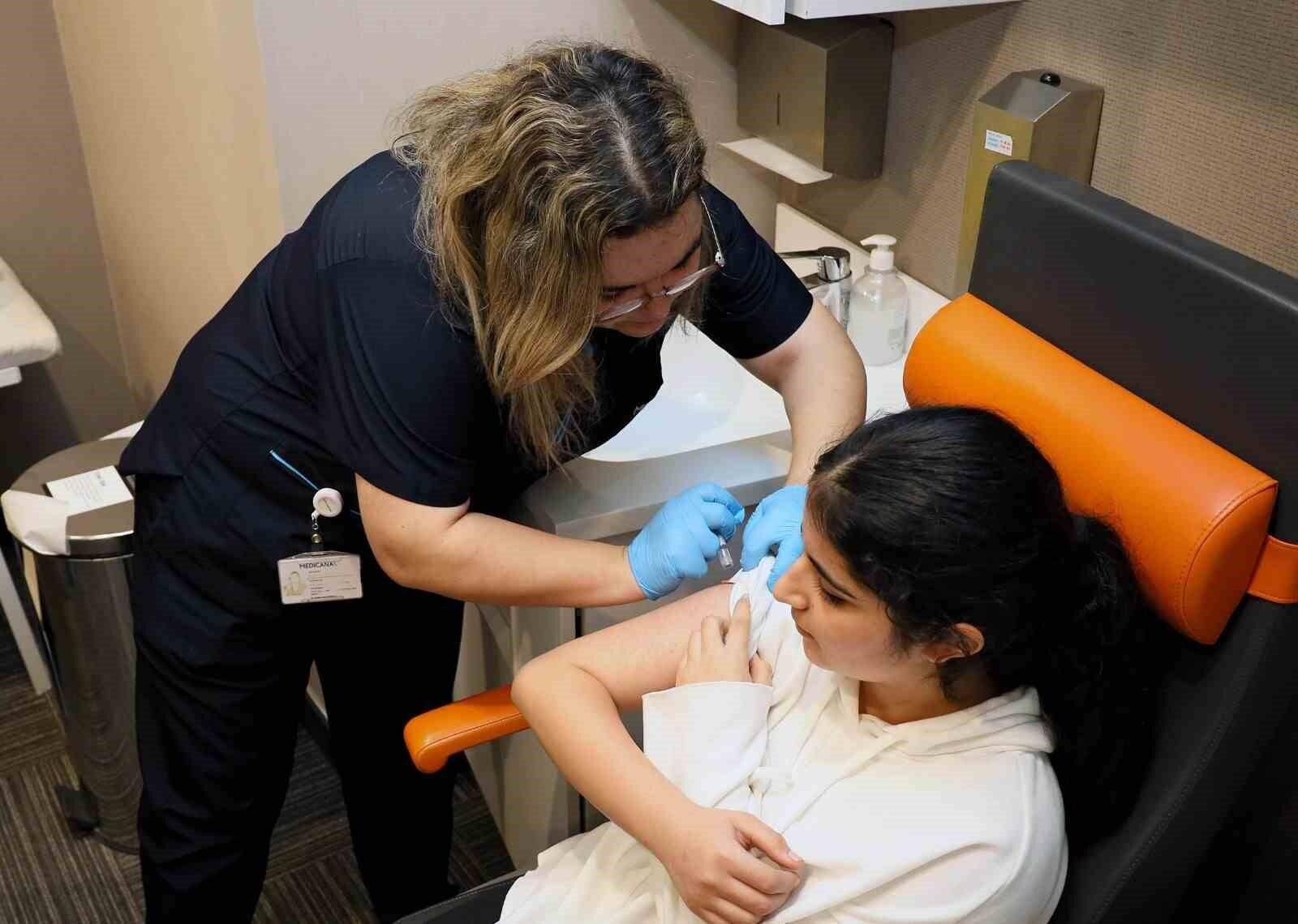 Barış Çocuk Orkestrası Çocukları İzmir’de HPV Aşısı Oldu