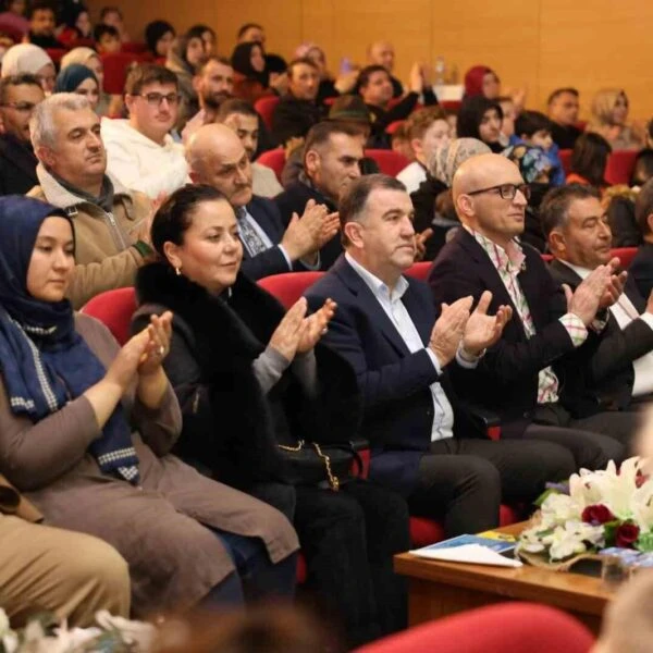 Bayburt'ta Öğretmen Korosu-1