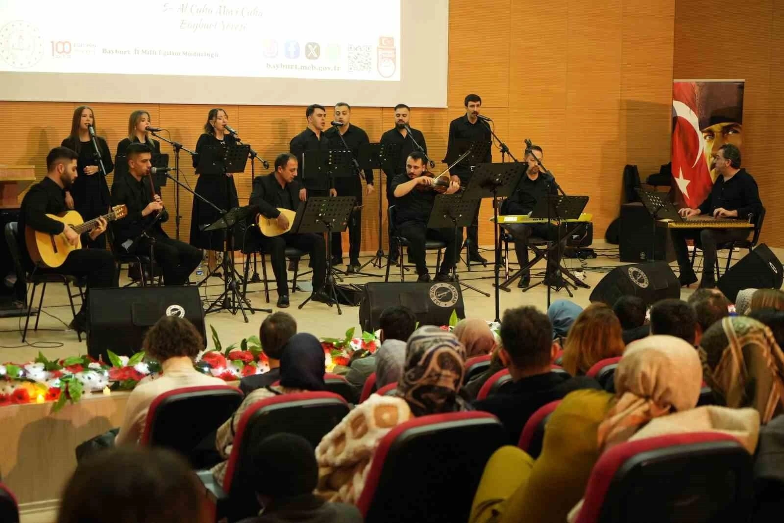 Bayburt’ta Öğretmen Korosu ile Türküler Şöleni