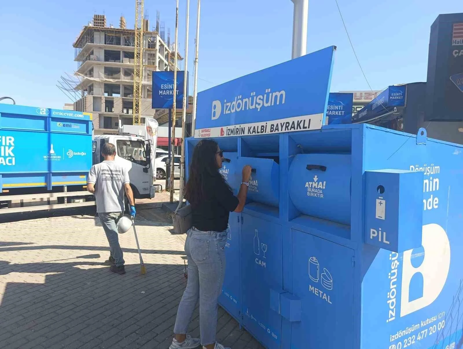 Bayraklı Belediyesi Atık Yönetimi Çalışmalarıyla 650 Ton Geri Dönüşüm Ekonomik Katkı Sağladı