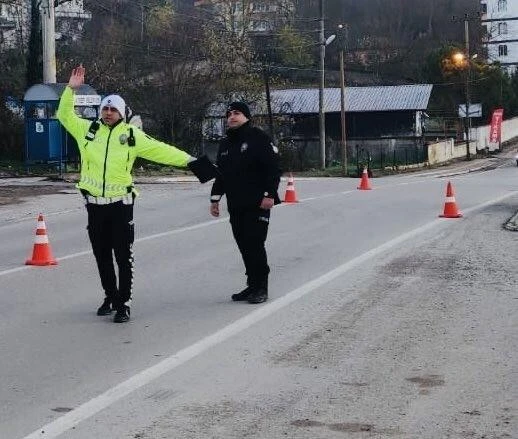 Bilecik'te Trafik Kurallarına Uymayanlara 120 İdari Para Cezası 1