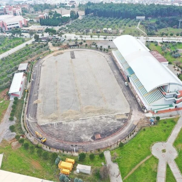 Binali Yıldırım Stadyumu'nda yapılan yenileme çalışmaları-1