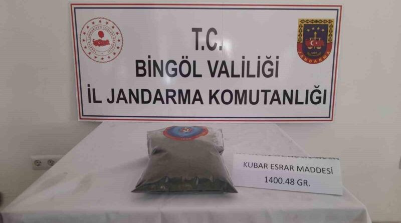 Bingöl'de Jandarma Operasyonu: 1 Kilo 400 Gram Esrar ve 2 Tüfek Ele Getirildi 1