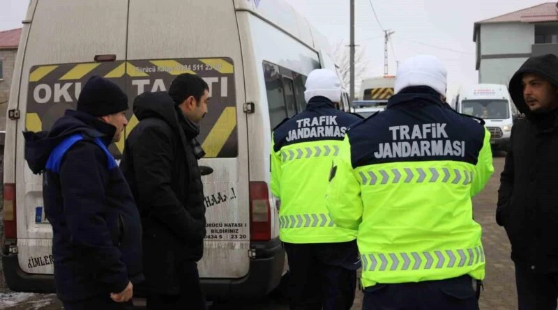 Bitlis Güroymak'ta Öğrenci Servislerine Denetim 1