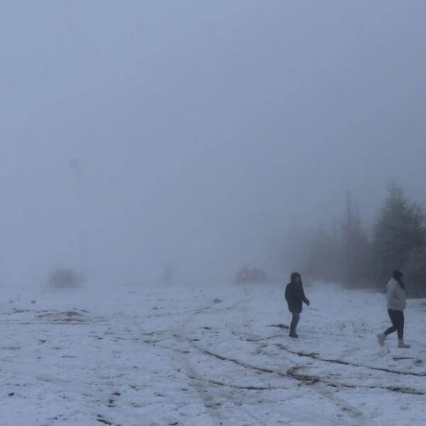 Buldan Yayla Gölü'nde kar yağışı sonrası-3